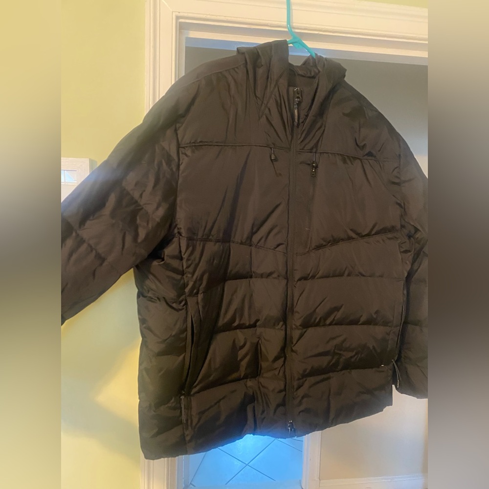 NWOT Lands’ End Men’s Primaloft Puffer Jacket